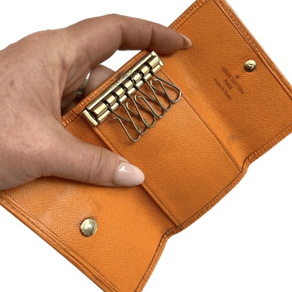 Auc Louis Vuitton VINTAGE Yellow Epi Leather 4Key Holder Case CA0044 - Picture 8 of 14